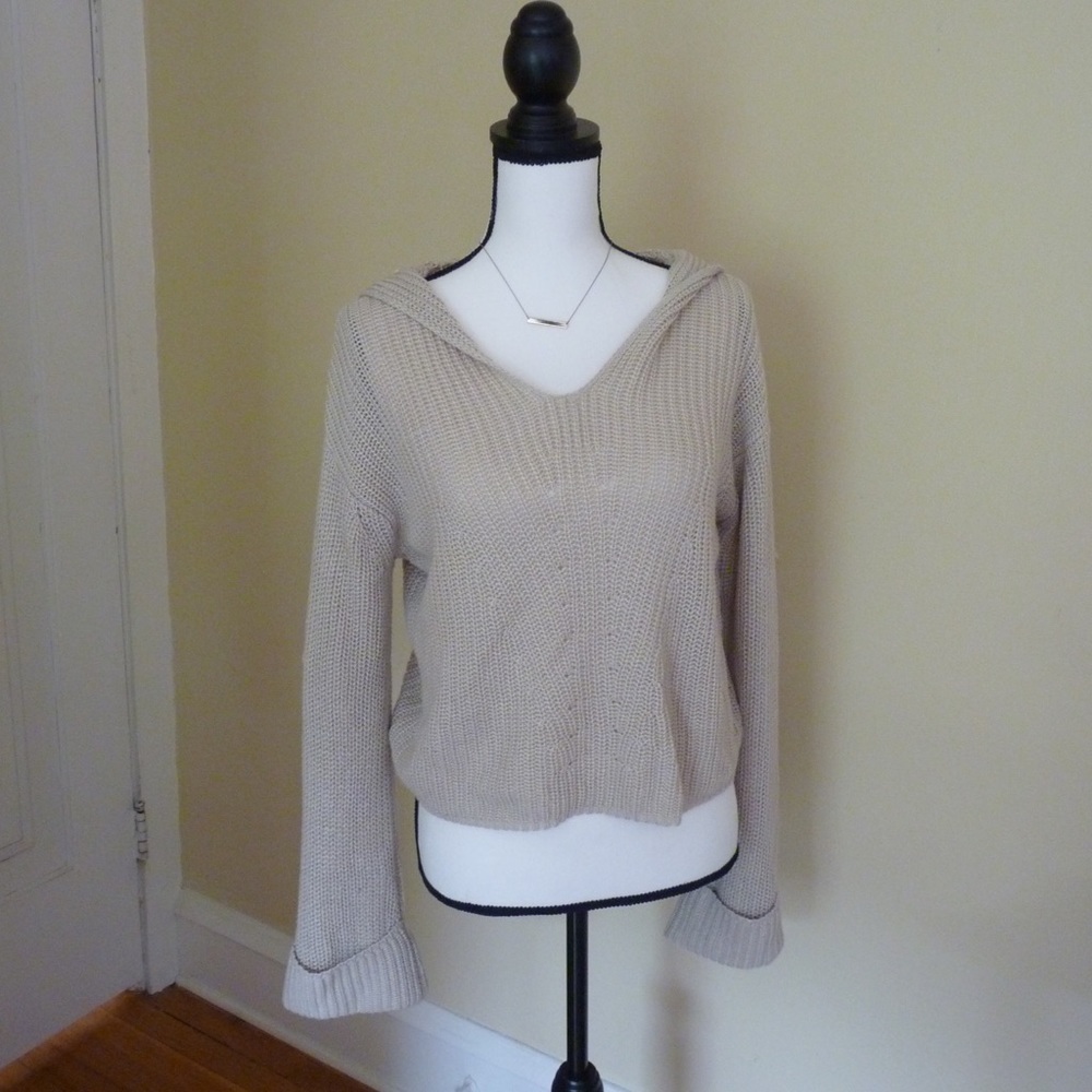 Vintage hooded sweater